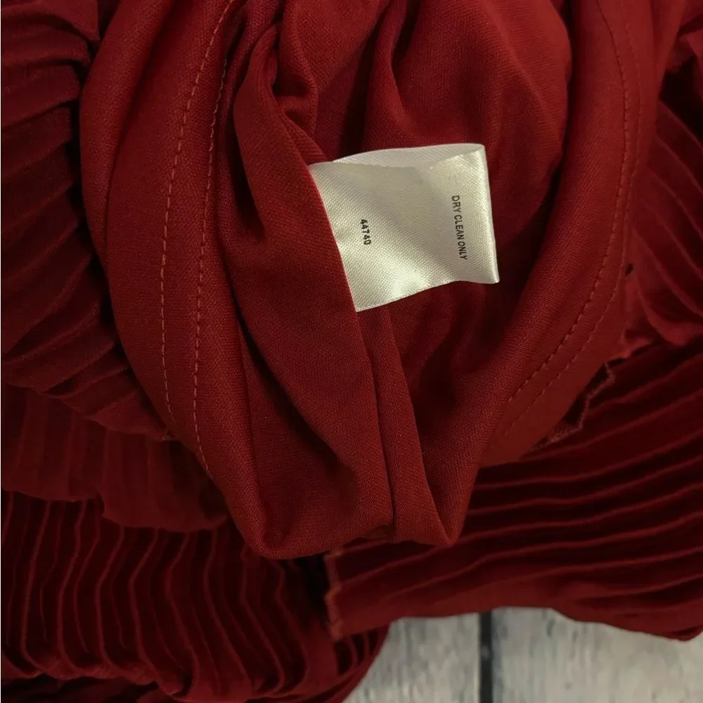 Romeo & Juliet Couture nwt romeo